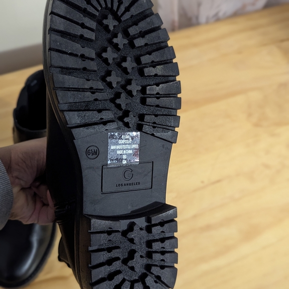 Guess Black Ankle Boots with Gold Accent - Picture 4 of 5